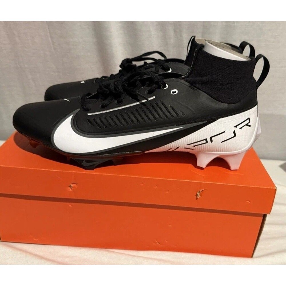 NIB BRAND NEW Nike Vapor Edge Pro 360 2 Football Cleats Black White Mens Size 16
